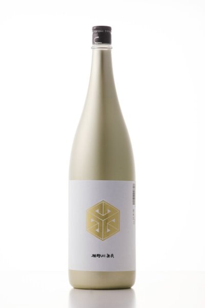 画像2: 楯野川無我 ゴールドボトル 山田錦(無濾過・生・原酒) 1800ml (2)