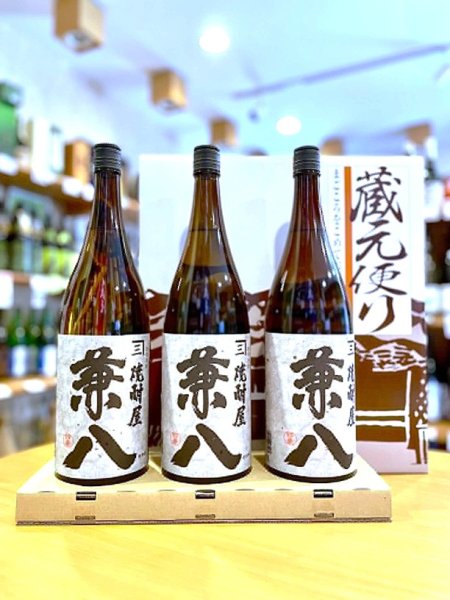 画像1: 麦焼酎  兼八 25度  1800ml×３本セット  ※ギフト対応不可 (1)
